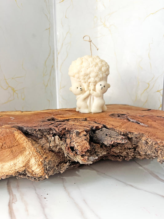 Twin Roses – Διακοσμητικό Φυτικό Αρωματικό Κερί με Αρκουδάκια & Μπουκέτο Τριαντάφυλλα