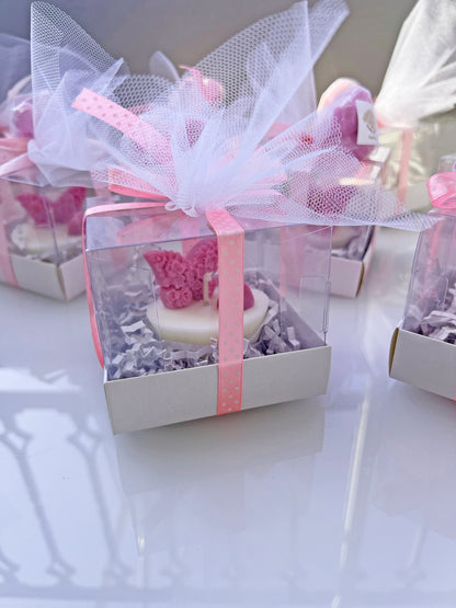 Πολυτελής Μπομπονιέρα “Πεταλούδα” – Χειροποίητο Κερί για Βάπτιση (Ροζ Luxury Δέσιμο)