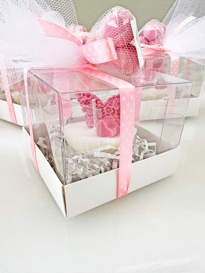 Πολυτελής Μπομπονιέρα “Πεταλούδα” – Χειροποίητο Κερί για Βάπτιση (Ροζ Luxury Δέσιμο)