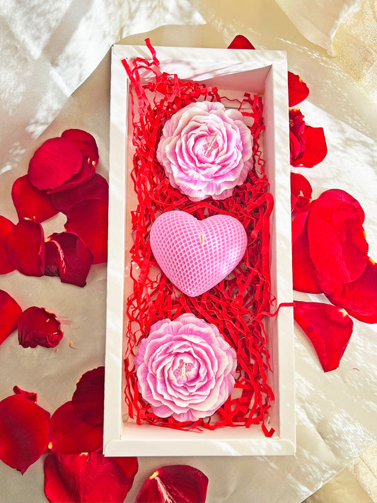 Valentine Candle Set – Ροζ Τριαντάφυλλα & Καρδιά | Χειροποίητα Φυτικά Αρωματικά Κεριά