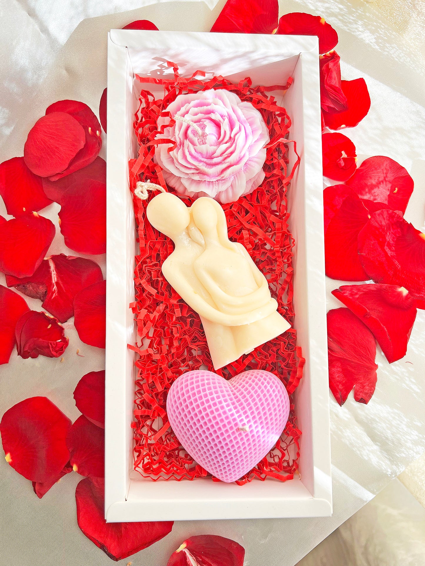 Valentine Gift Box – Παιώνια & Καρδιά | Χειροποίητο Φυτικό Αρωματικό Κερί