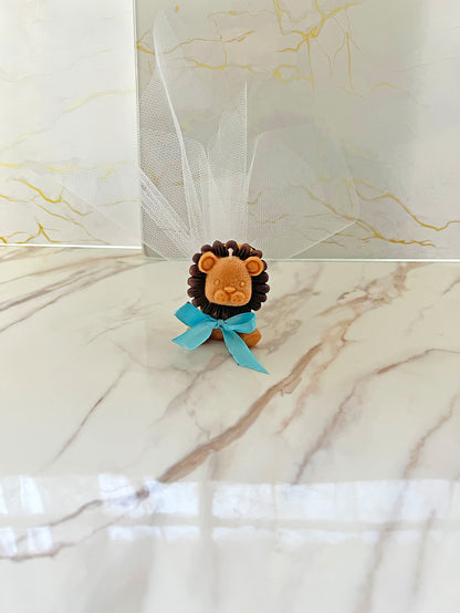 Παιδική Μπομπονιέρα “Λιονταράκι” – Χειροποίητο Φυτικό Αρωματικό Κερί για Βάπτιση