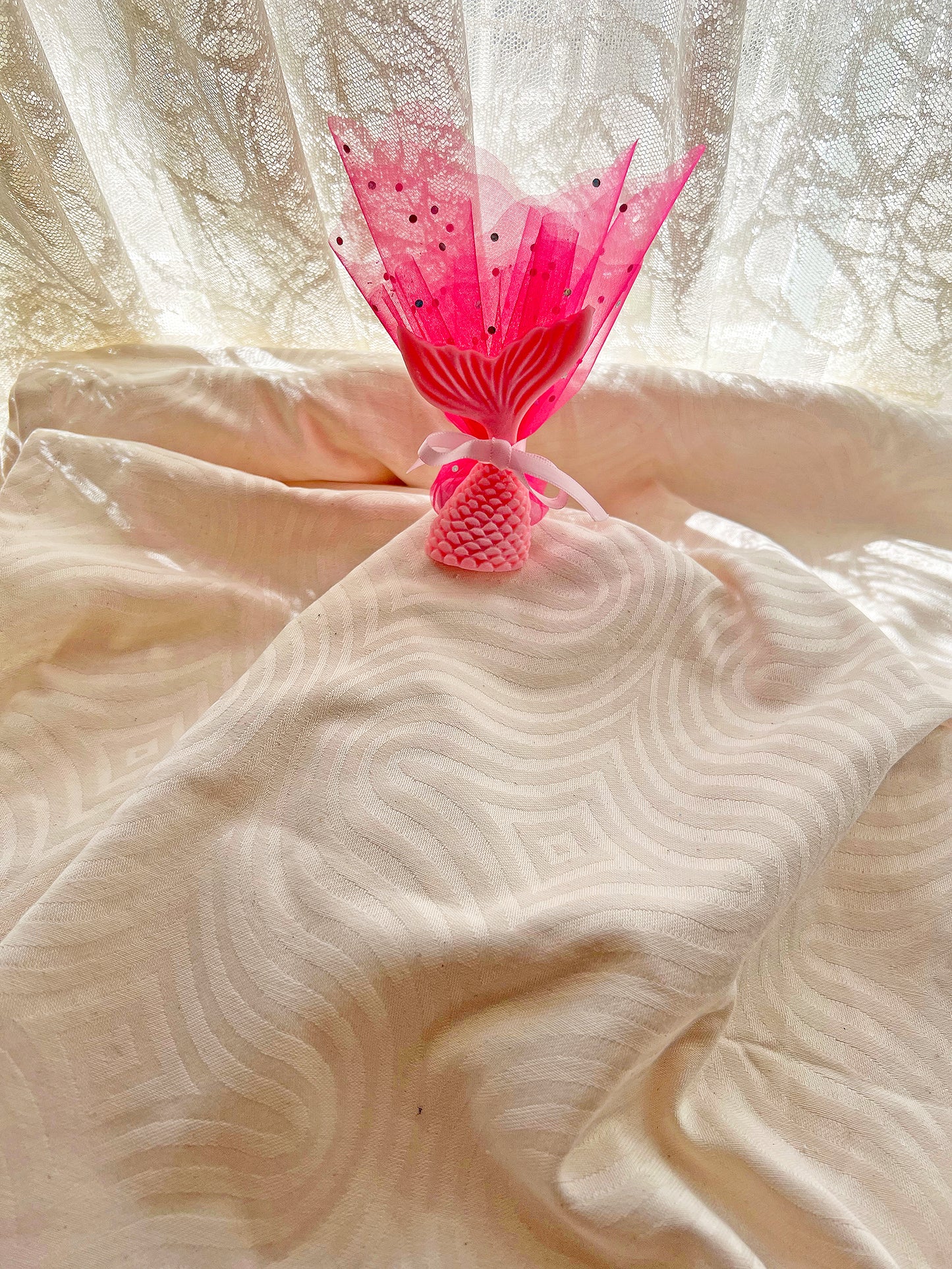 Παιδική Μπομπονιέρα “Μικρή Γοργόνα” – Χειροποίητο Φυτικό Αρωματικό Κερί για Βάπτιση “Ουρά Γοργόνας”