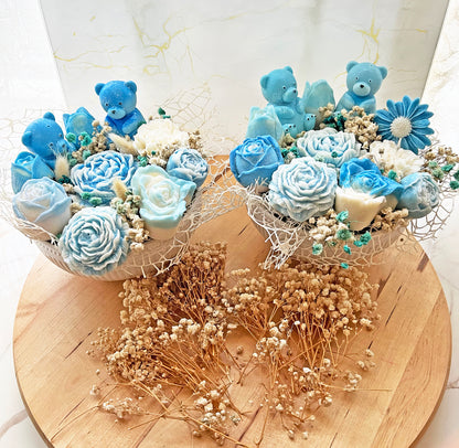 Αρωματική Κέρινη Σύνθεση “Blue Teddy Dream” – Luxury Δώρο για Νονό/Νονά, Baby Shower & Νεογέννητο