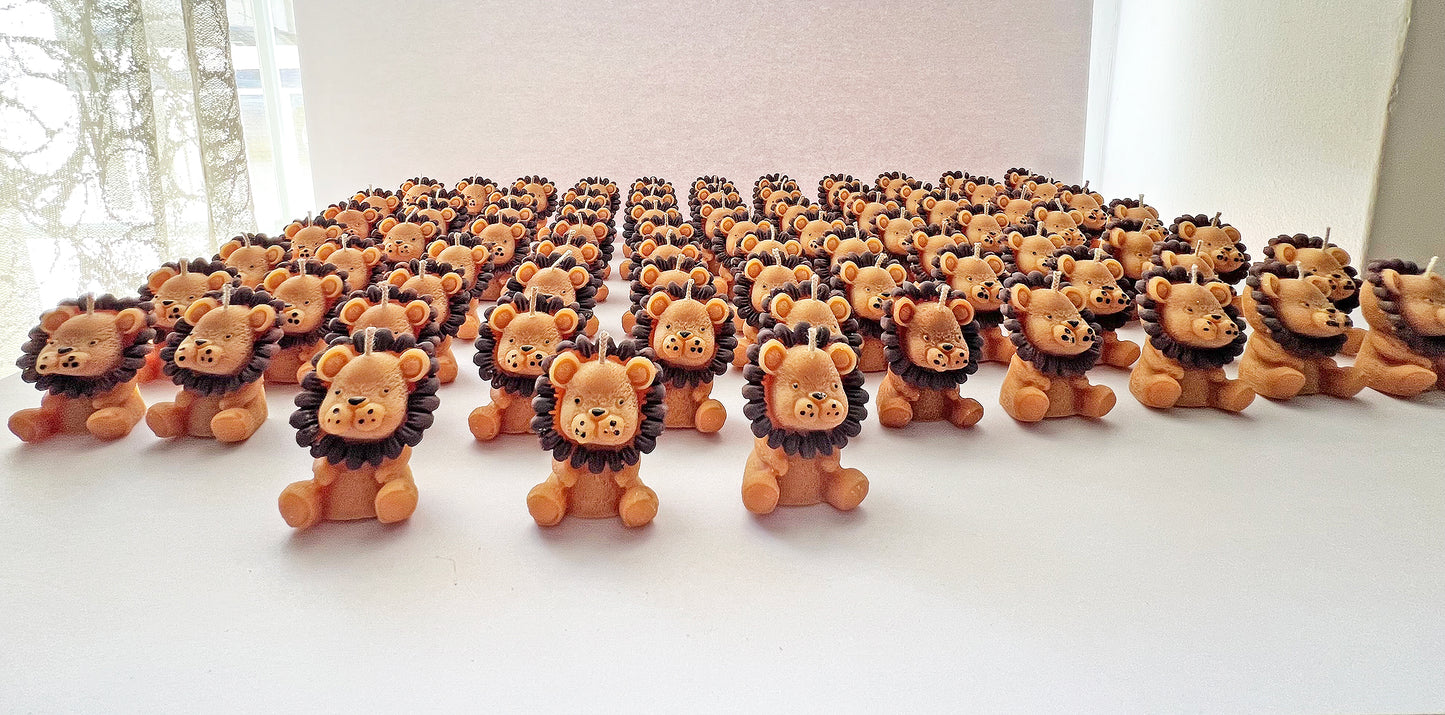 Παιδική Μπομπονιέρα “Λιονταράκι” – Χειροποίητο Φυτικό Αρωματικό Κερί για Βάπτιση