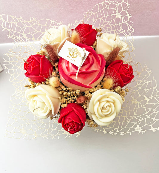 “Red & White Velvet Roses” – Αιώνια Αρωματική Σύνθεση Τριαντάφυλλων (Handmade)