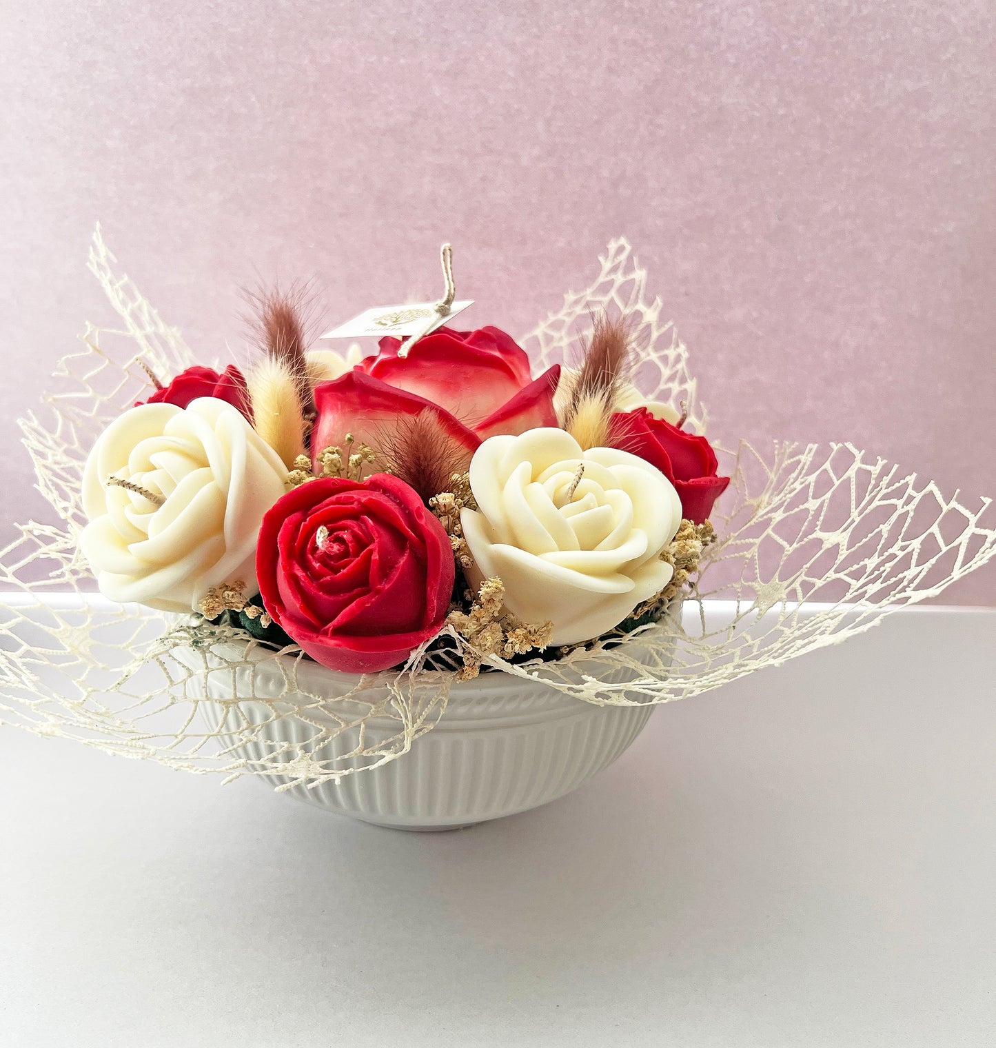 “Red & White Velvet Roses” – Αιώνια Αρωματική Σύνθεση Τριαντάφυλλων (Handmade)