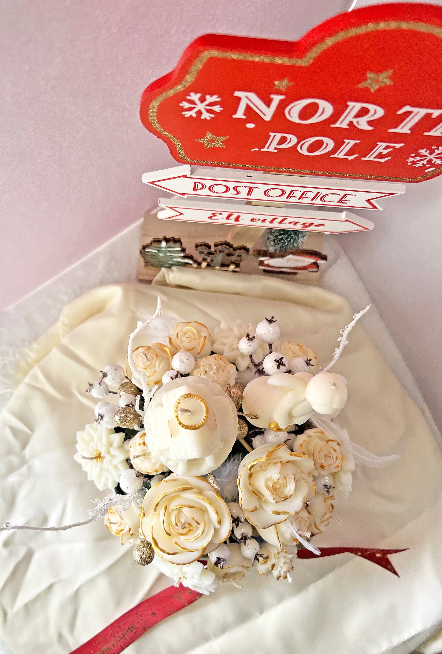 Christmas Floral Candle Box – Luxury Αρωματική Σύνθεση από Φυτικό Κερί