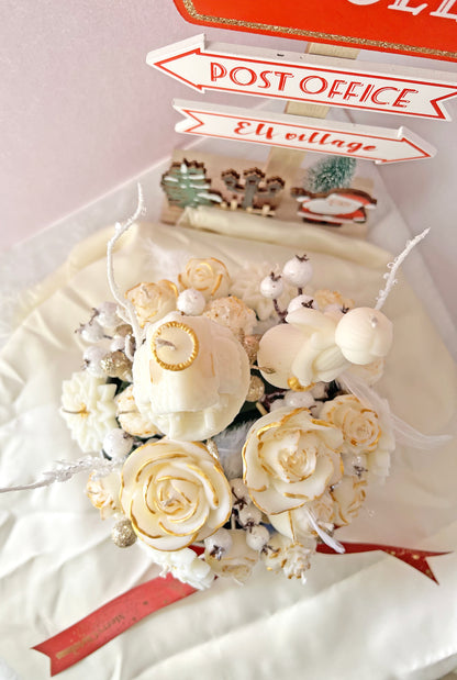 Christmas Floral Candle Box – Luxury Αρωματική Σύνθεση από Φυτικό Κερί