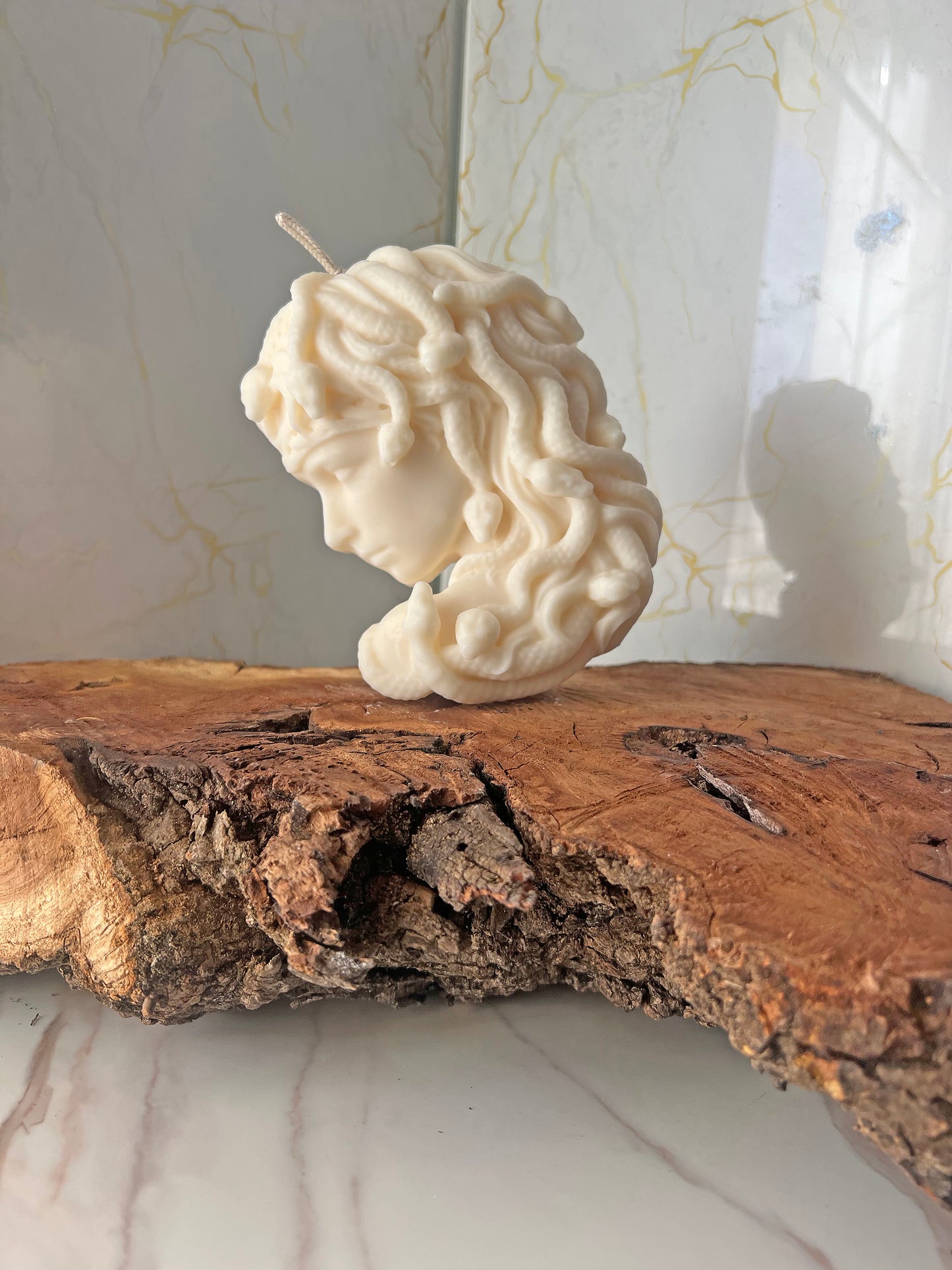 ᴍ ᴇ ᴅ ᴜ ꜱ ᴀ  ᴍ ᴜ ꜱ ᴇ – Φυτικό Αρωματικό Διακοσμητικό Κερί