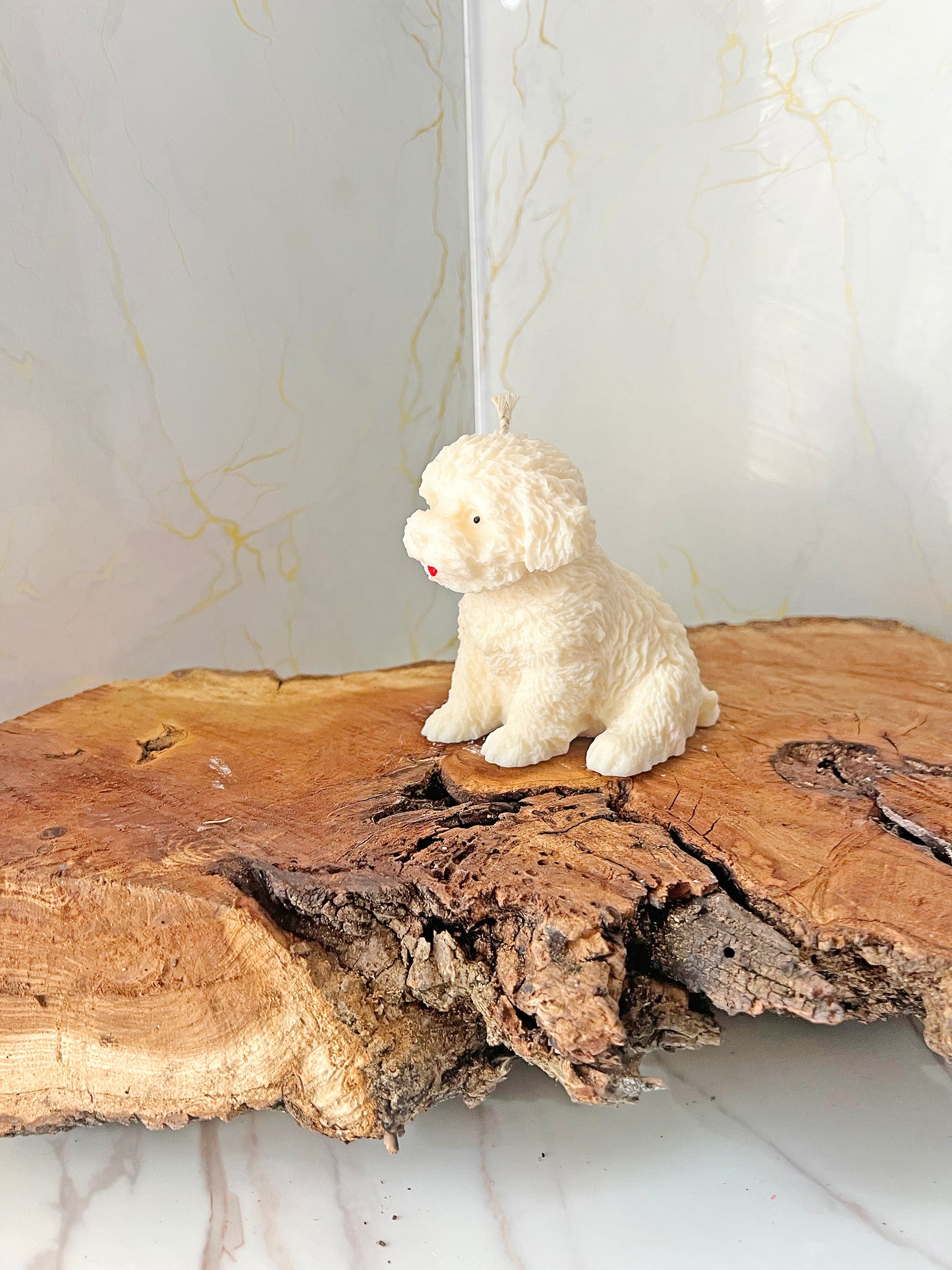 Luxury Candle "Fluffy Puppy" – Χειροποίητο Αρωματικό Φυτικό Κερί Σκυλάκι