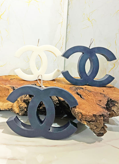 Luxury Monogram Candle – Αρωματικό Φυτικό Διακοσμητικό