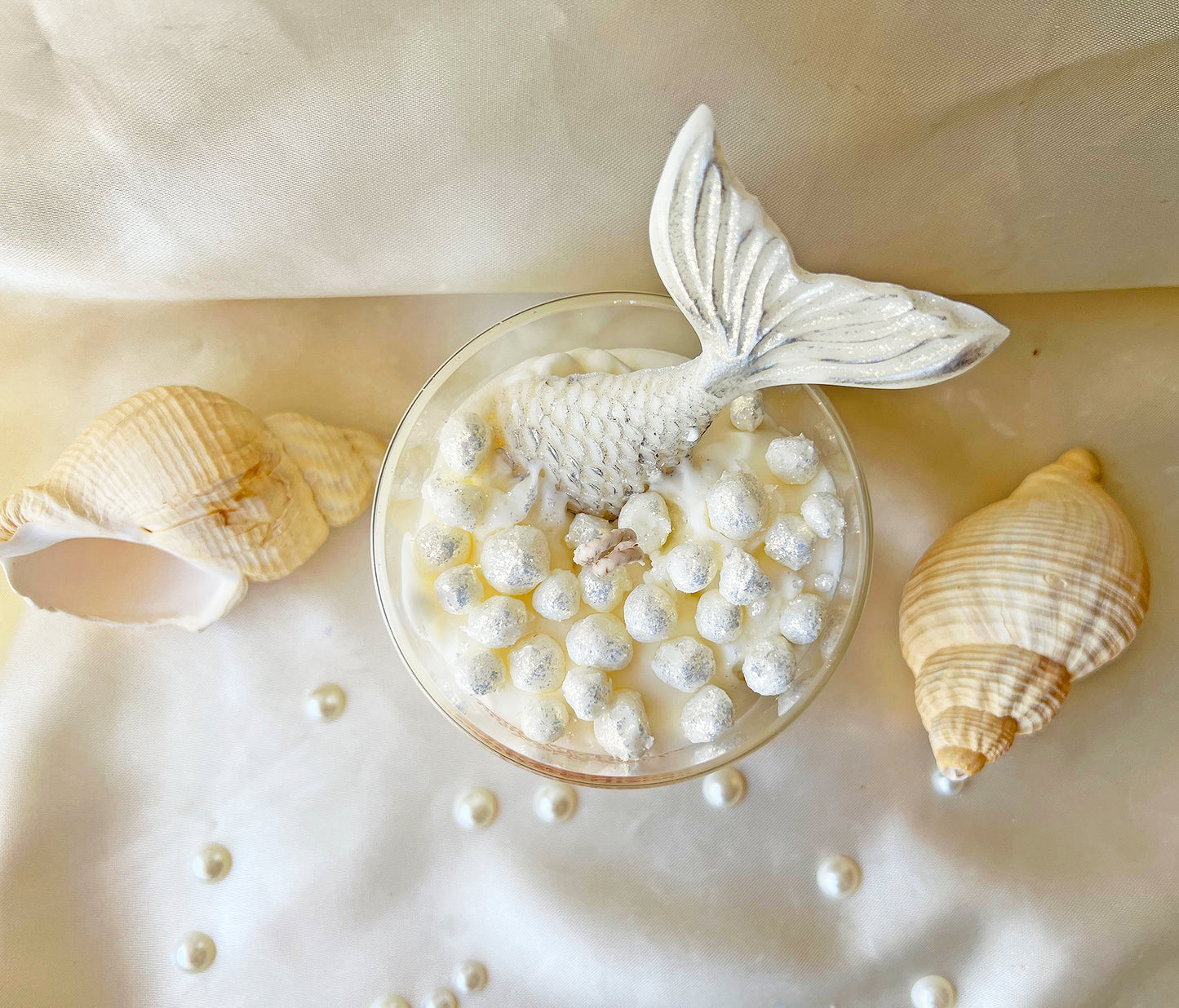 Ocean Pearl | Luxury Soy Candle with Handmade Pearls