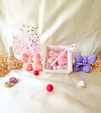 Μπομπονιέρα "Sweet Bow" – Χειροποίητο Φυτικό Αρωματικό Κερί Φιόγκος για Βάπτιση Κοριτσιού